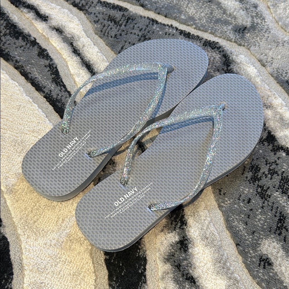 Free w/ Purchase!! New w/o tags Old Navy Glitter Strap Gray Flip Flops